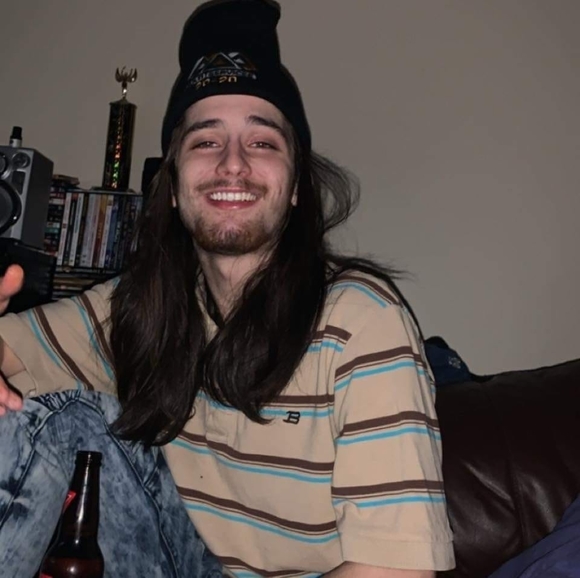 Meet your Posher, Joey t-bone - Picture 1 of 1